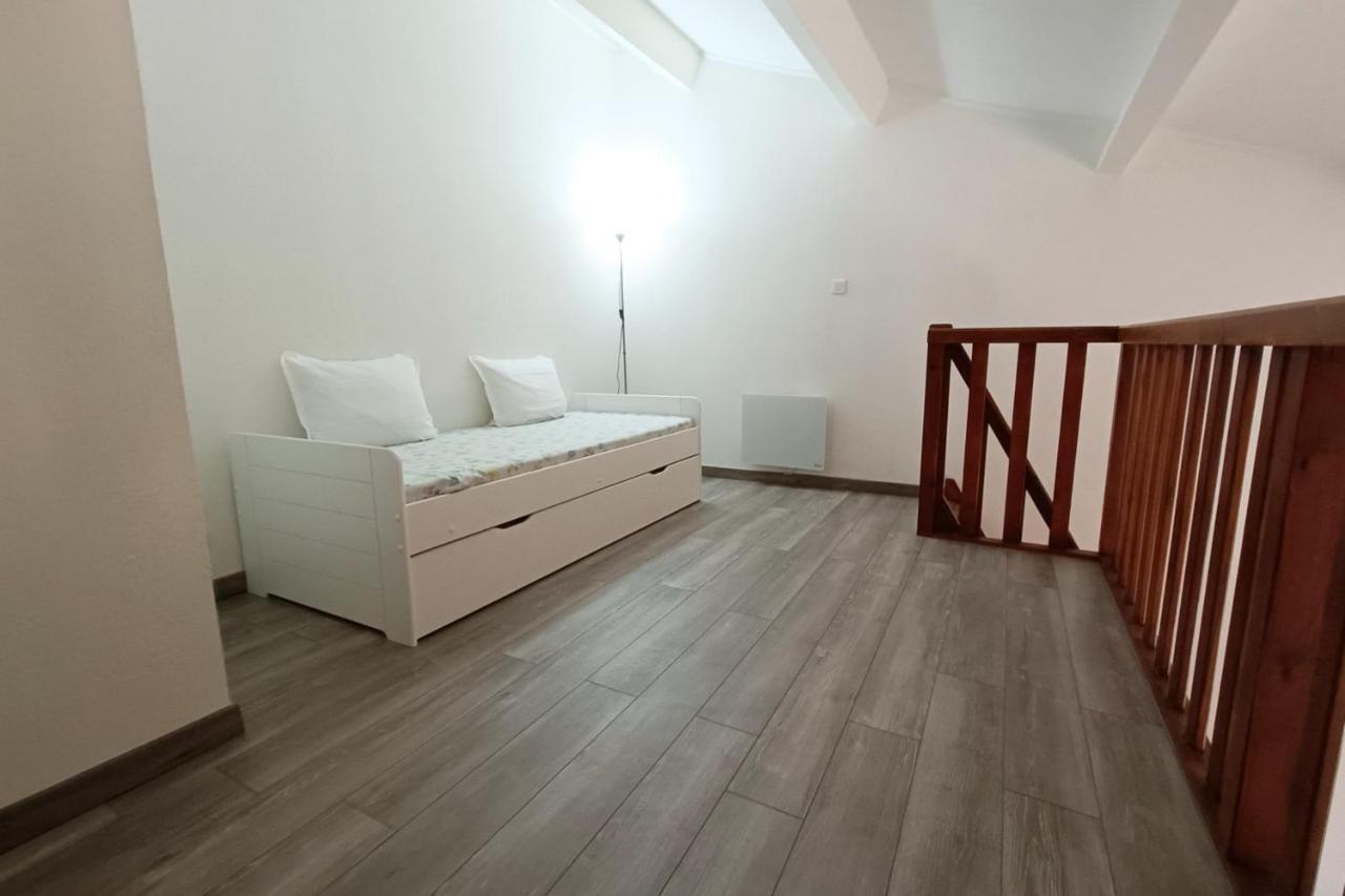 Spacious Sea View Apart At 50M From The Beach Бандоль Екстер'єр фото