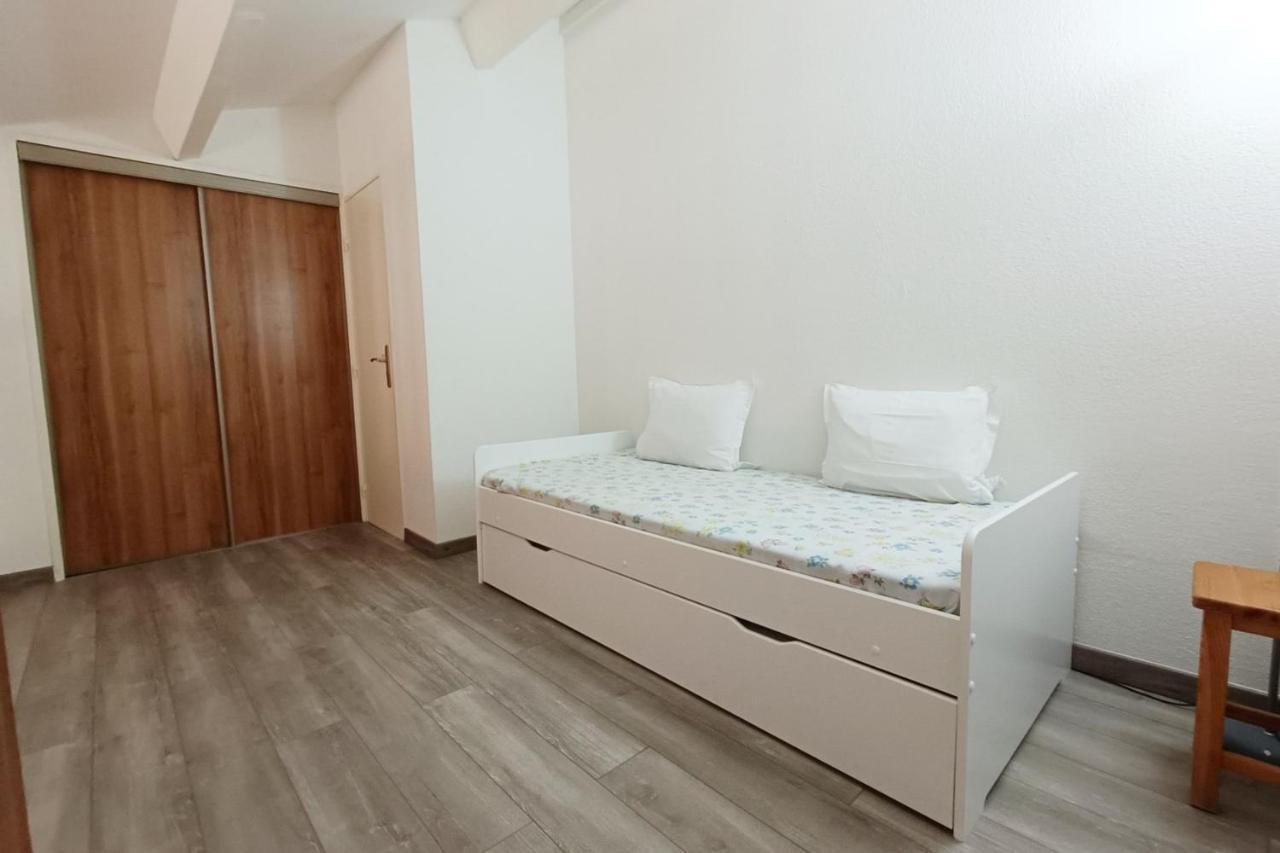 Spacious Sea View Apart At 50M From The Beach Бандоль Екстер'єр фото